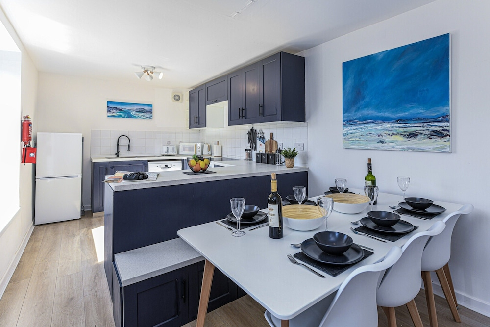 Cottage in Snowdonia With Movie Room & Views
