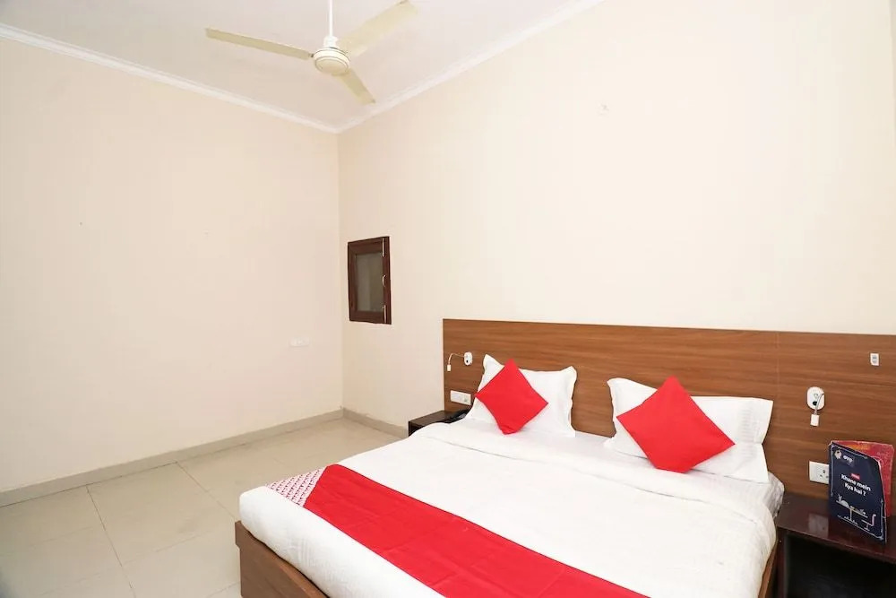 OYO 23652 The Retreat