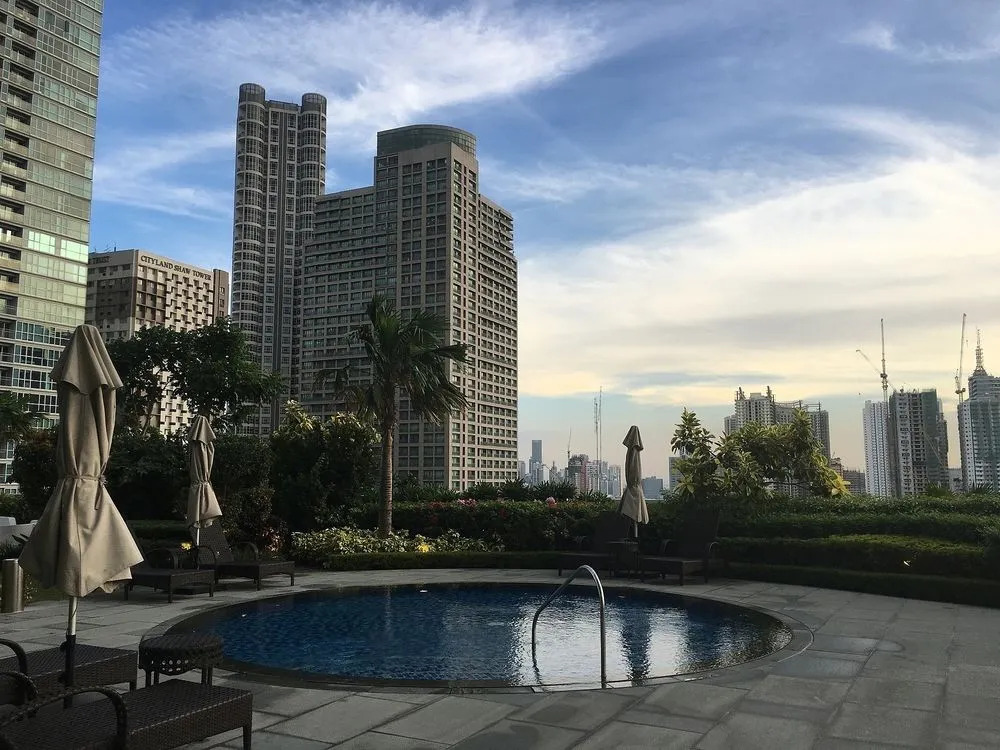 Shang Luxury Suites