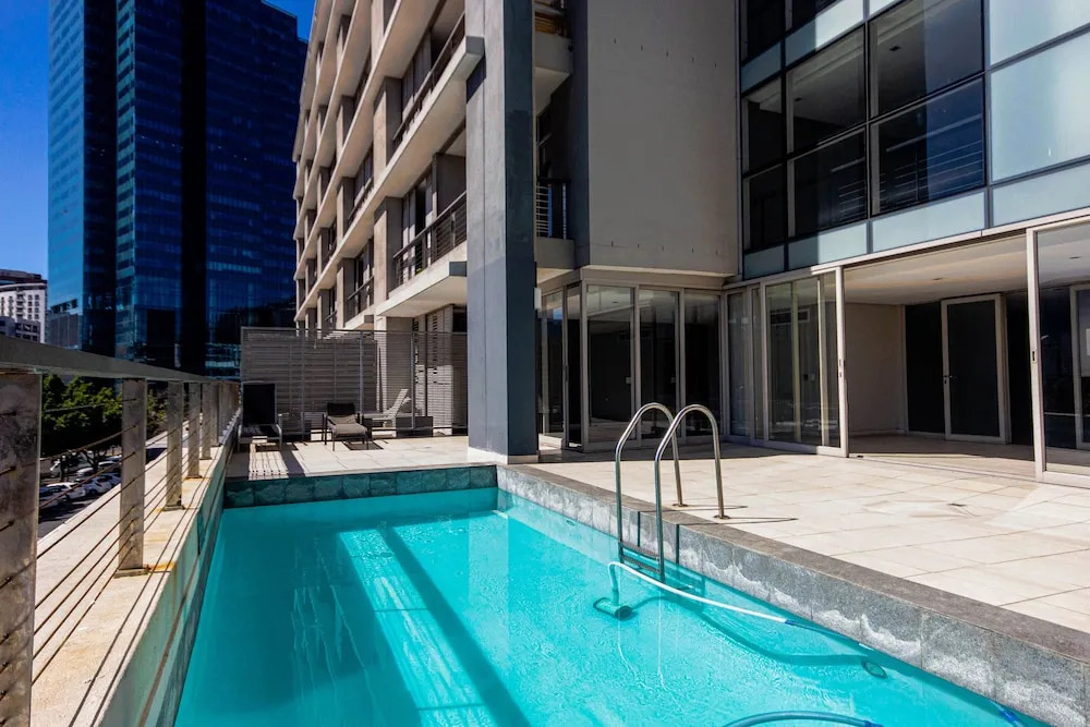 De Waterkant Studio Apartment - Fully Furnished and Equipped