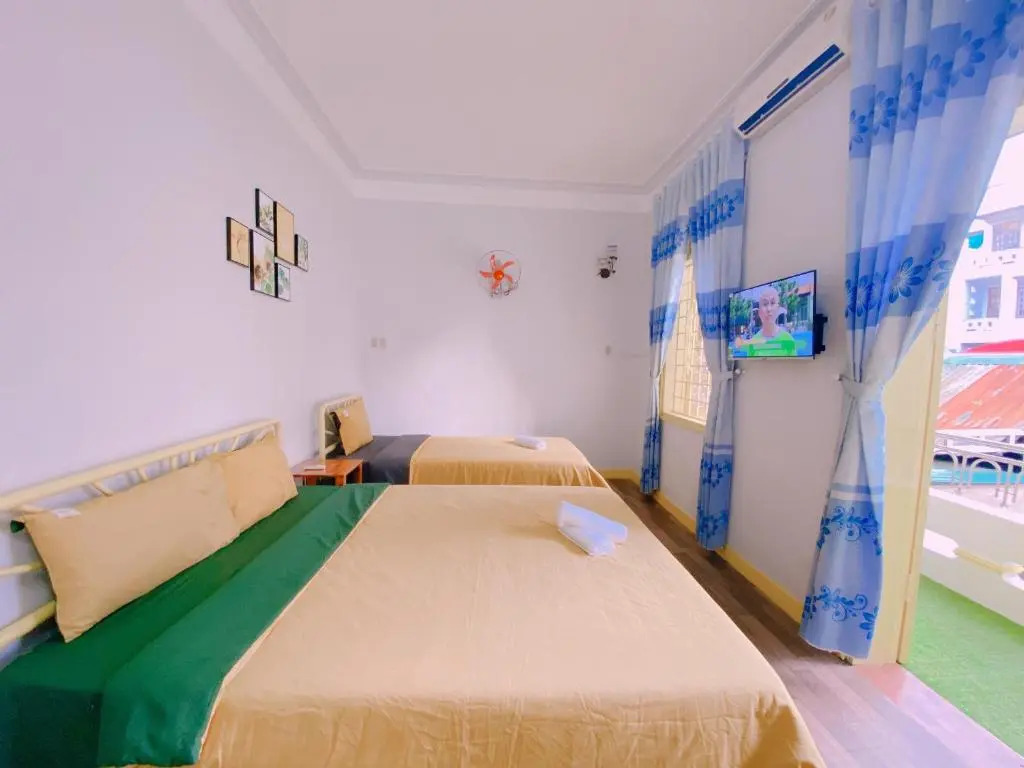 Happy House Homestay