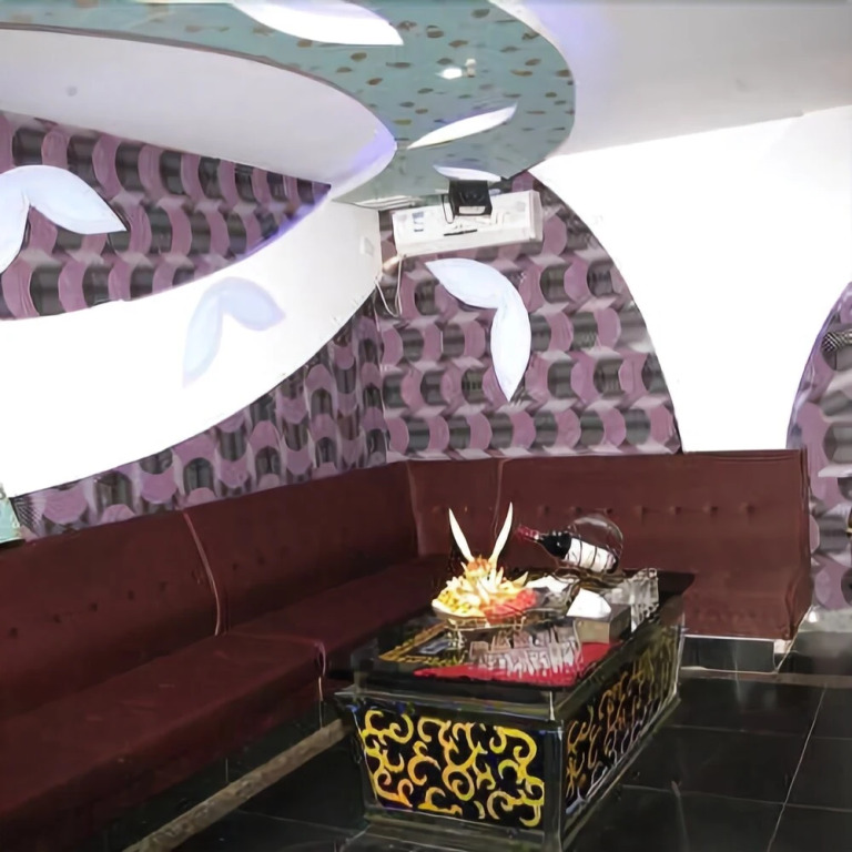 Yahao Holiday Hotel