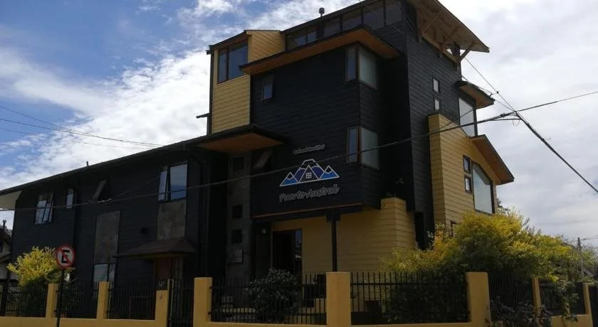 Puerto Austral