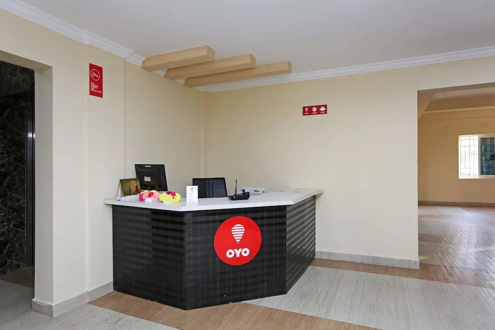 OYO 11343 Hotel Sai International