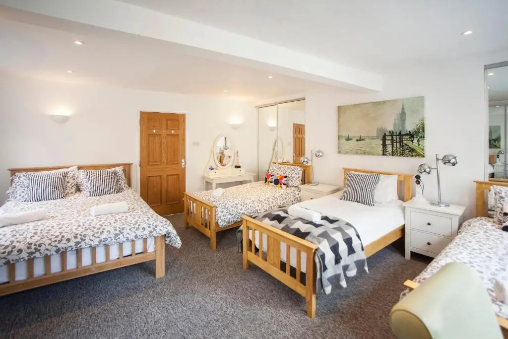 The Roof Terrace Maisonette - City Centre (BSM)