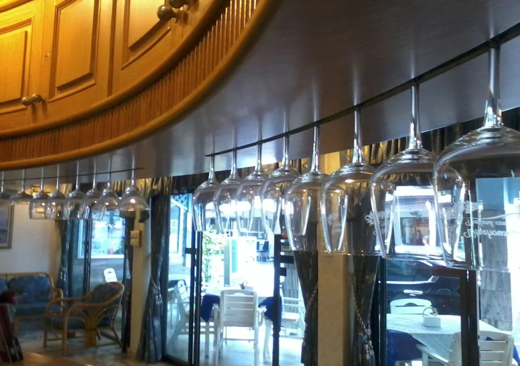 Leng Hotel