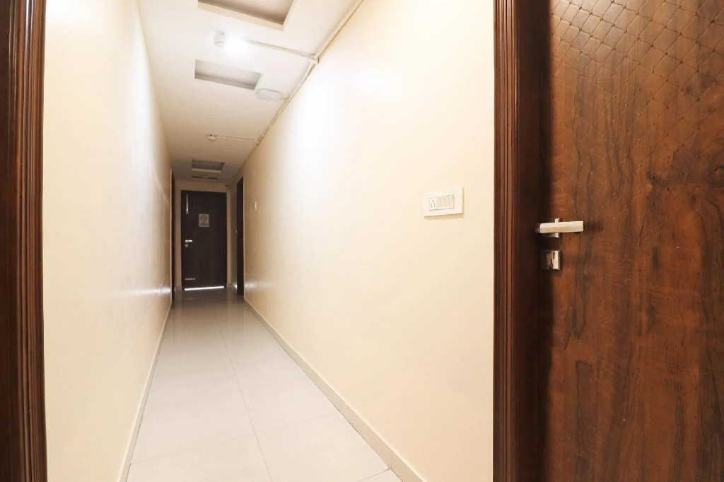 OYO 64916 Mannat Residency