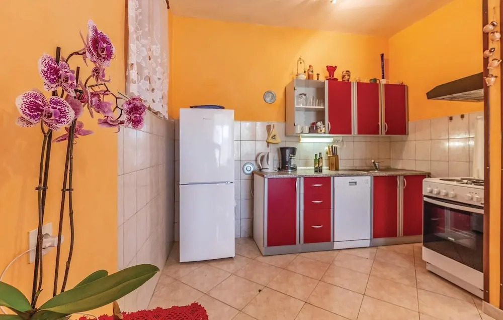 Amazing Home in Fazana With Wifi and 1 Bedrooms