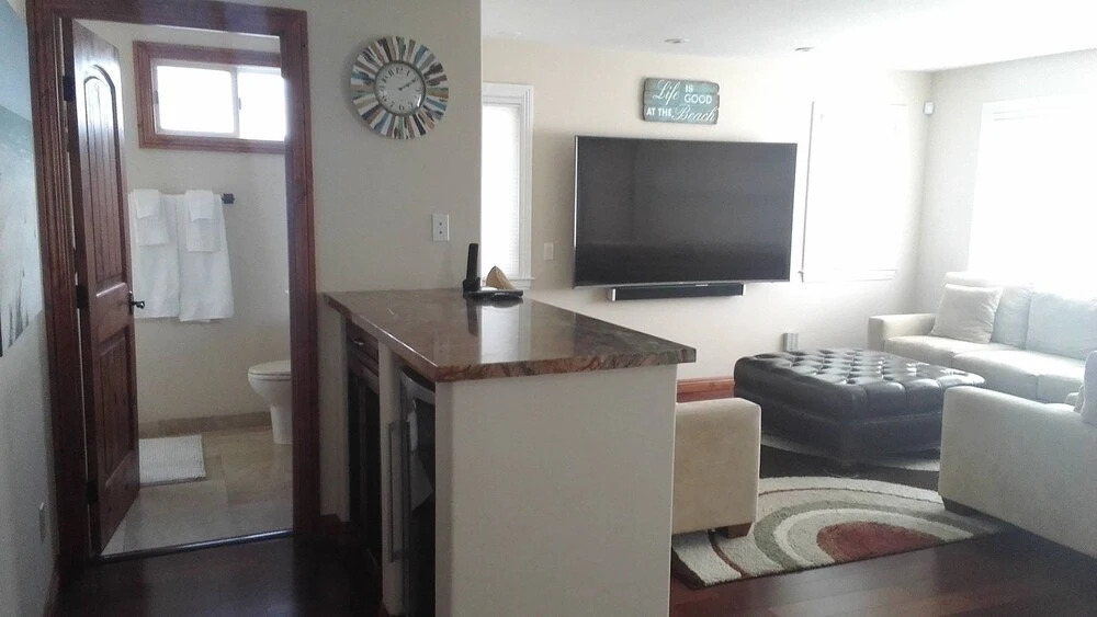 2636 Ocean Front Walk Home