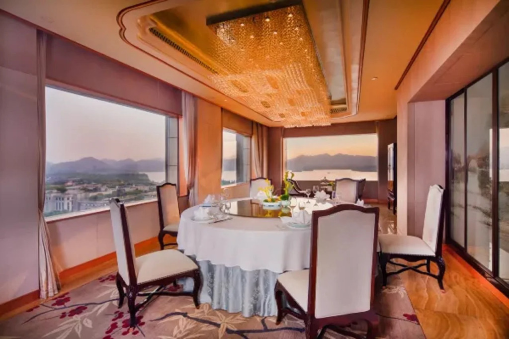 Hangzhou Xinqiao Hotel