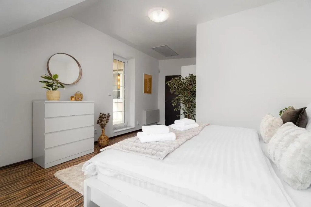 Spacious House 100m2 with Garden, Grill and Parking