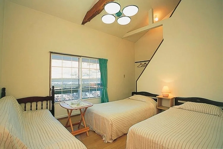 Shirakaba Sunshine Lodge