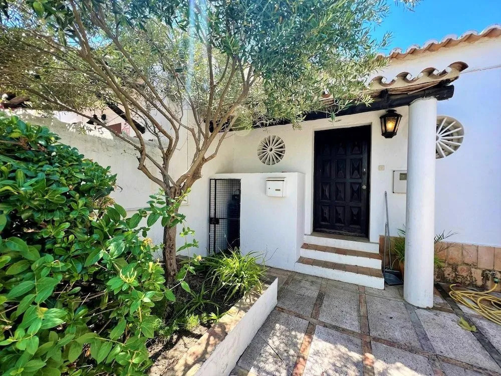 Albufeira Central Villa by Homing