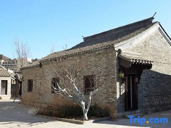 Silk Road Inn