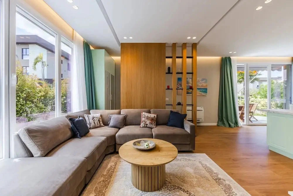 Garden Breeze Stay Villa 1 - Gala Residence by PikHost