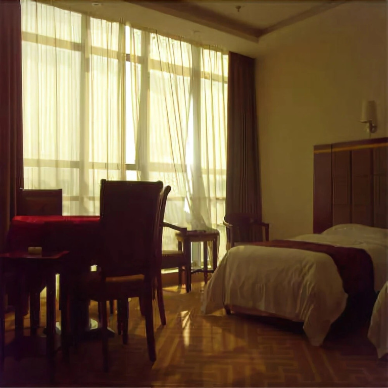 Guoren Business Hotel