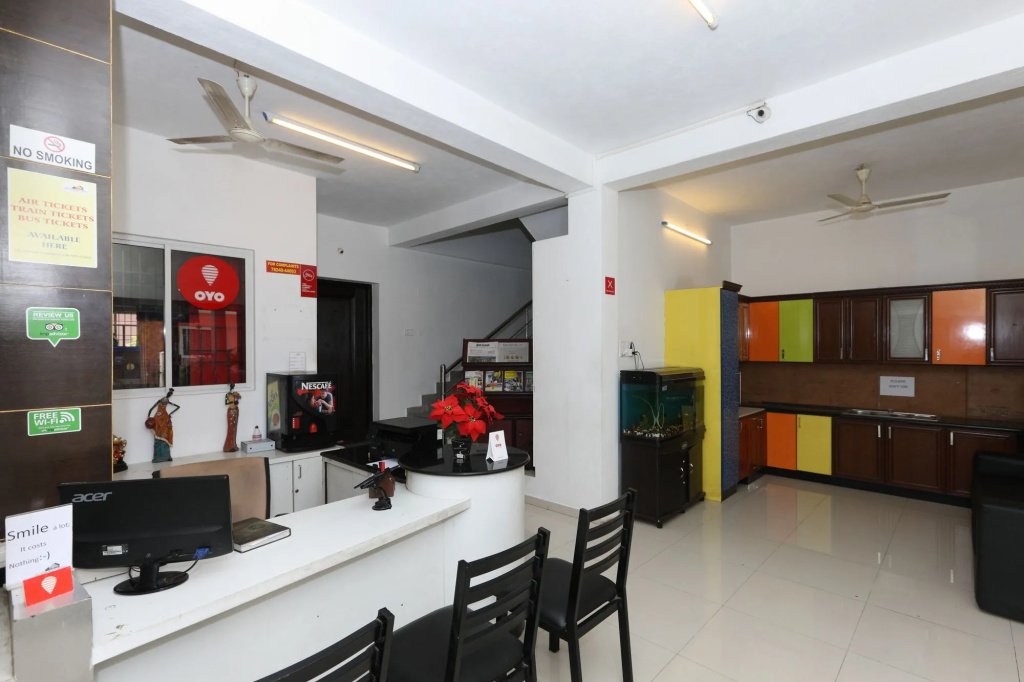 Hotel O The Mangrove Wood Residency