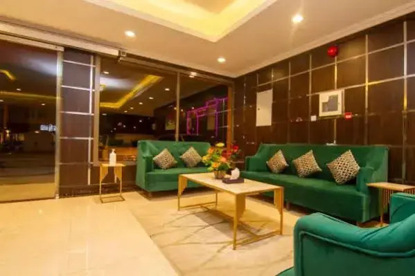 Al Muteb Suites Al Ezdehar 2