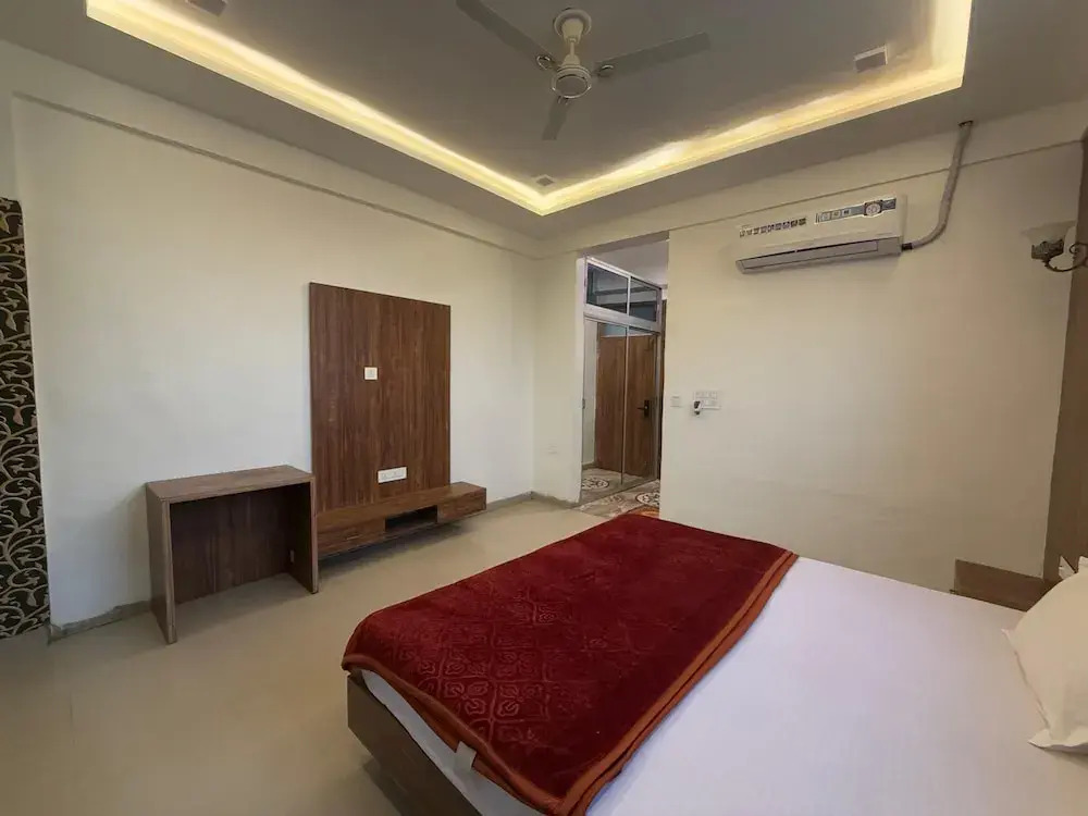 Shree Radha Residency-near ISKCON Temple