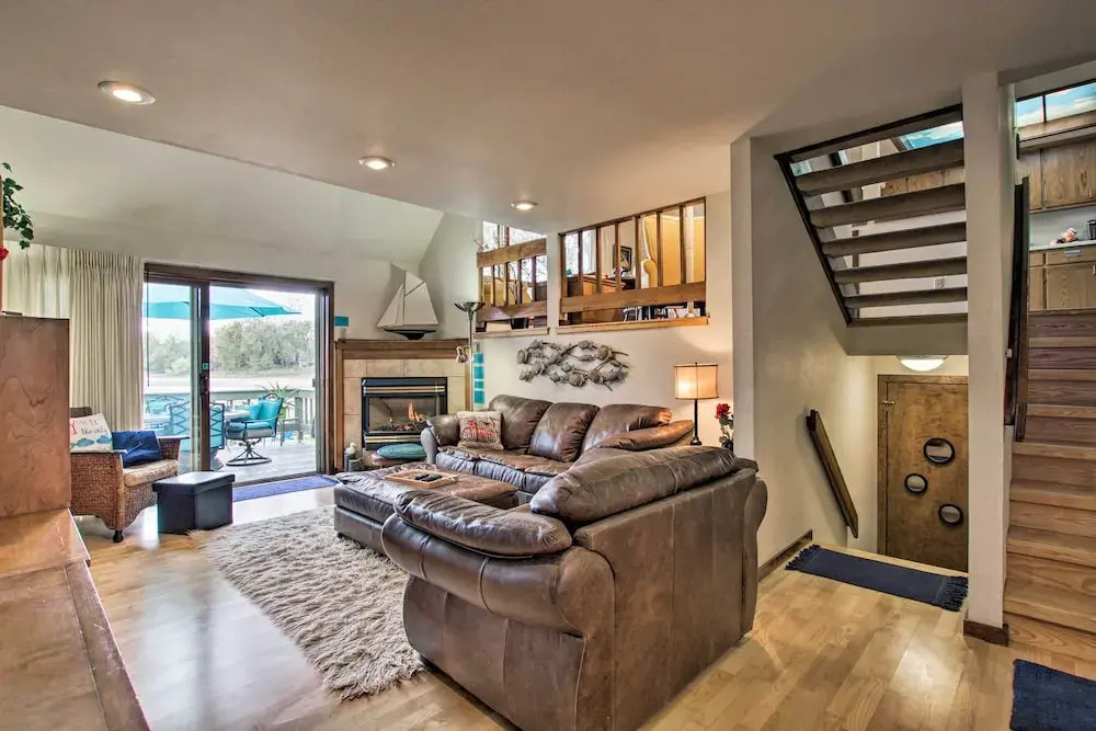 Lakefront Fort Collins Townhome, Only 3 Mi to Csu!
