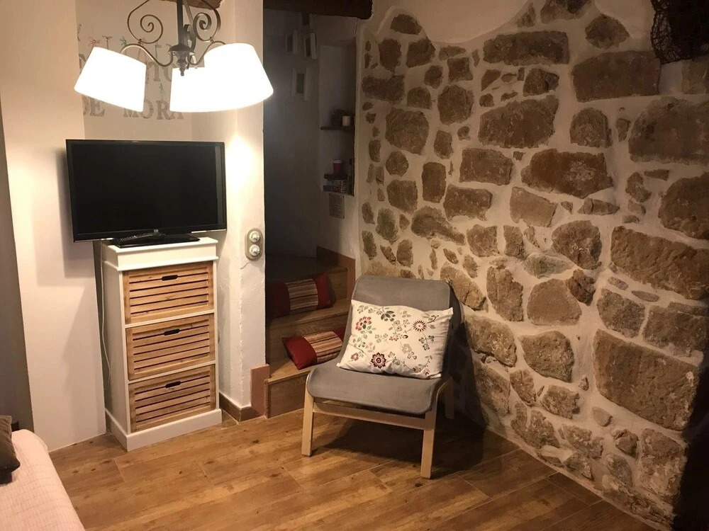 El Encanto de Mora