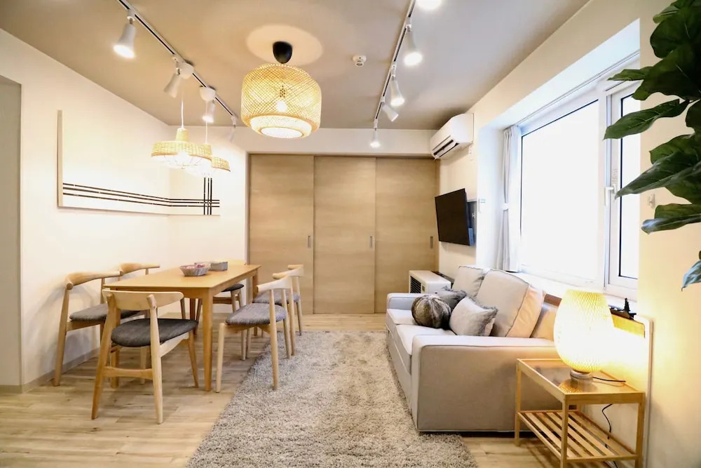 Sky Court 717