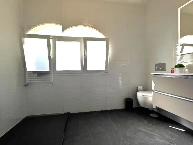 Amazing 4 bedroom Villa with private Pool and Garden