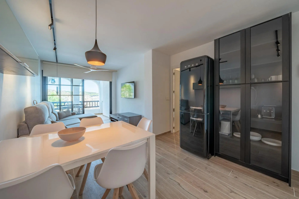 Laia in L'Escala with 2 bedrooms and 1 bathrooms