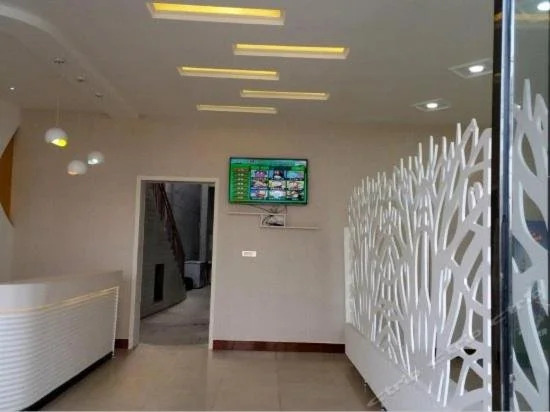 Huayin Lotto Hostel