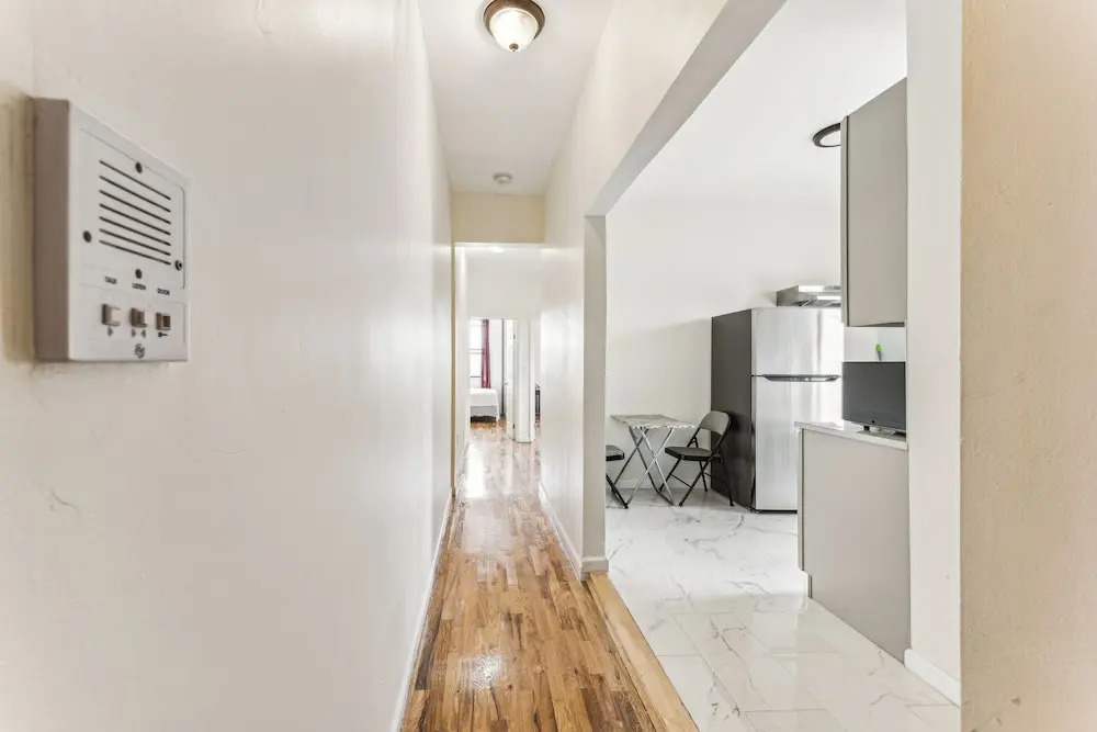 Empire Blvd Guest House