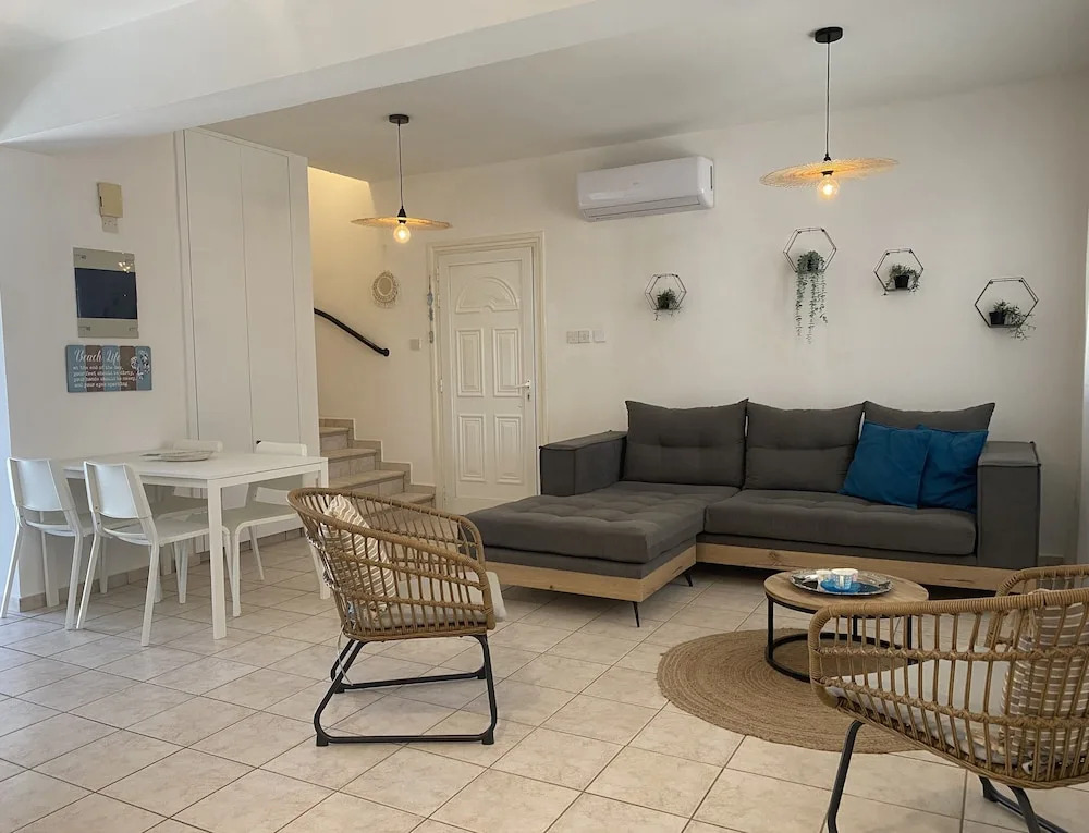 BlueBell Holiday Home DPS01