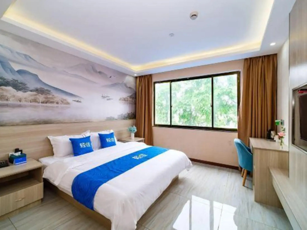 Qingzhu Yuexiang Hotel (Shanghai Fengjing Ancient Town)