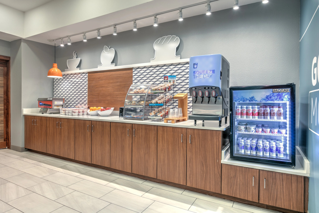 Holiday Inn Express Hotel & Suites Marshall by IHG
