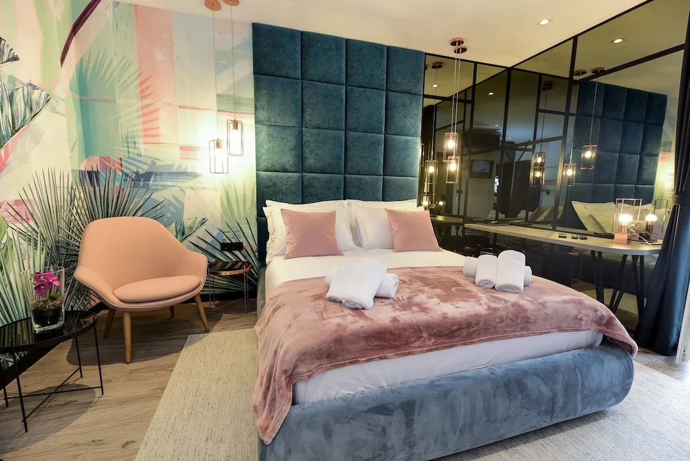 The Lion Rooms