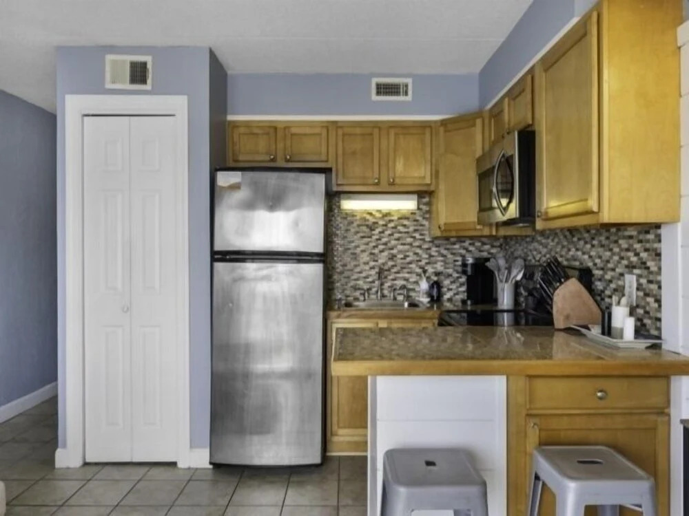 Just Breathe - Perfect For A Weekend Getaway! Private Complex Beach Access! 1 Bedroom Condo by Redawning