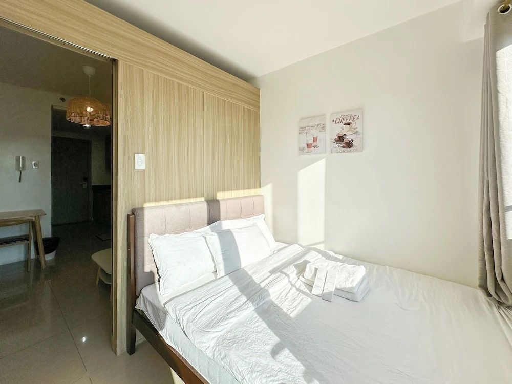 GemstoneBR in SMDC Shore Residences