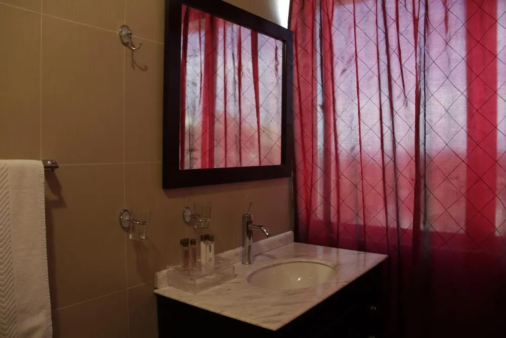 Hotel Ritz Sumbe