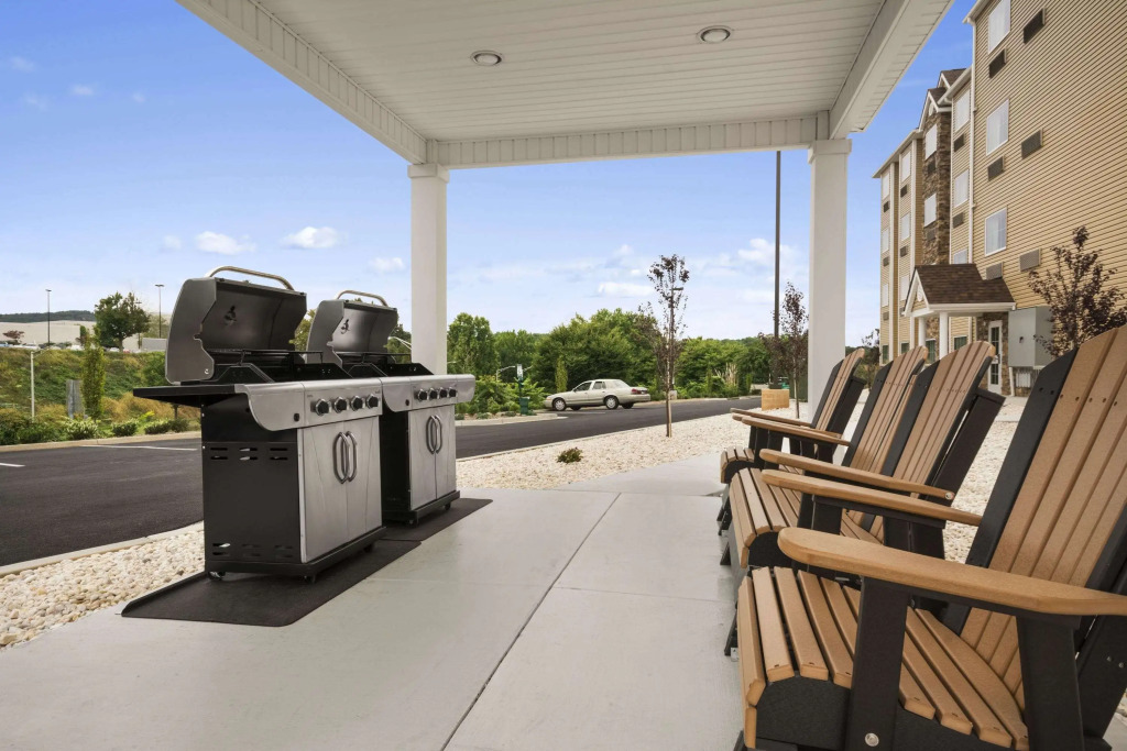 Microtel Inn & Suites by Wyndham