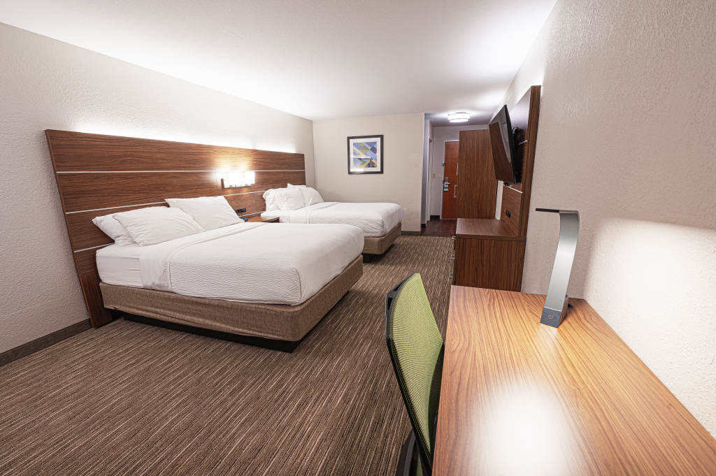 Holiday Inn Express Hotel & Suites East Lansing by IHG