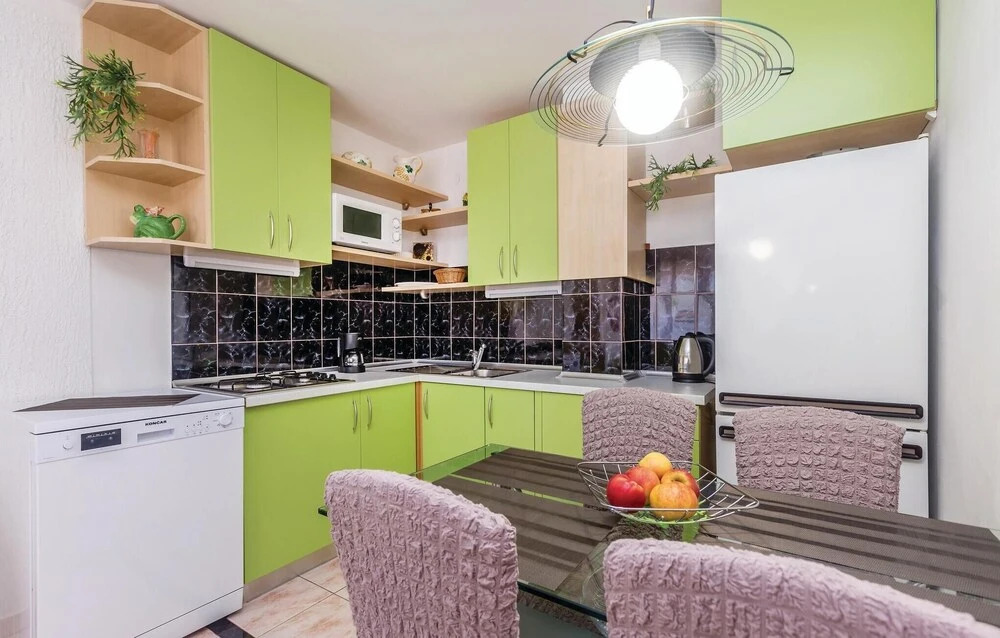 Nice Home in Karlobag With Wifi and 2 Bedrooms