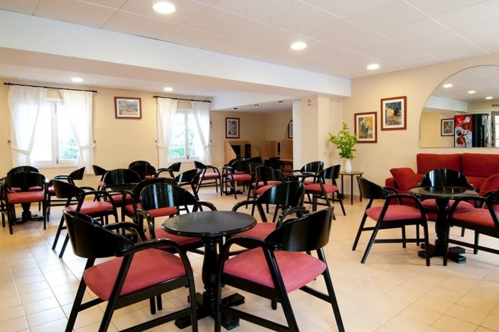 Hostal Montesol