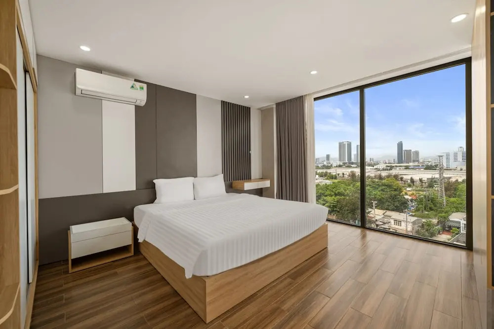Rose Sea Hotel & Apartment