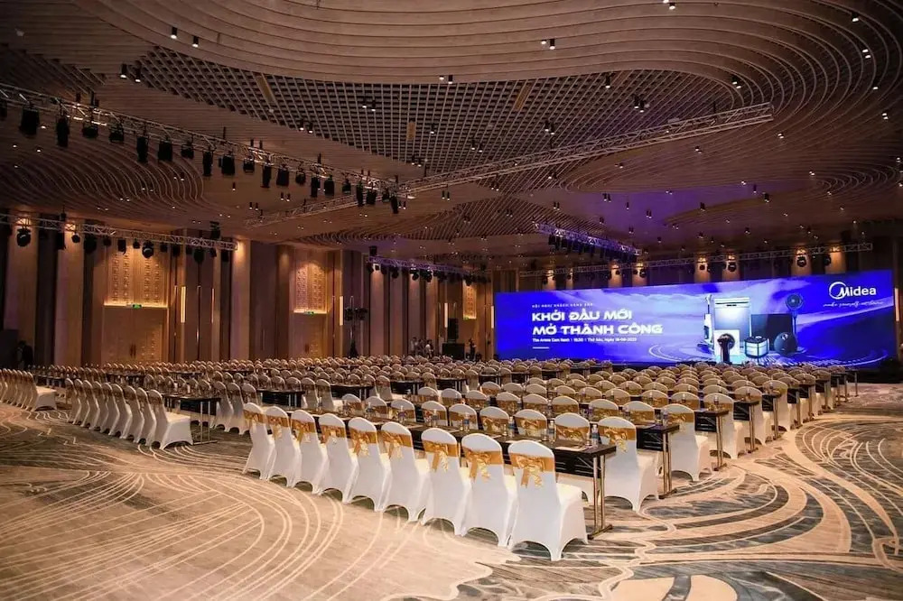 Arena Cam Ranh Ocean View Resort