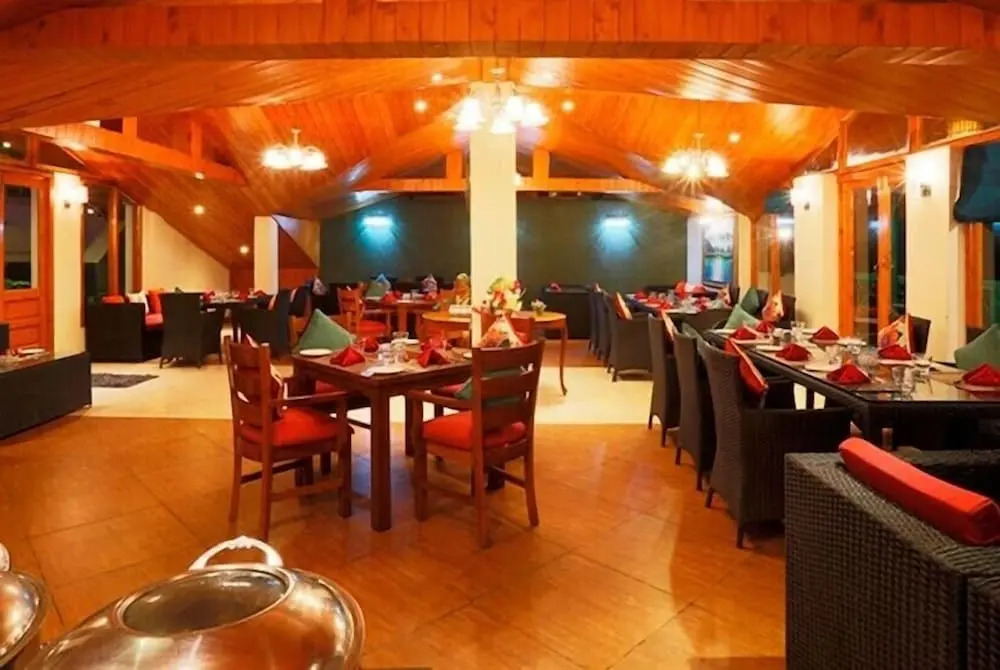 Mongas Hotel & Resort