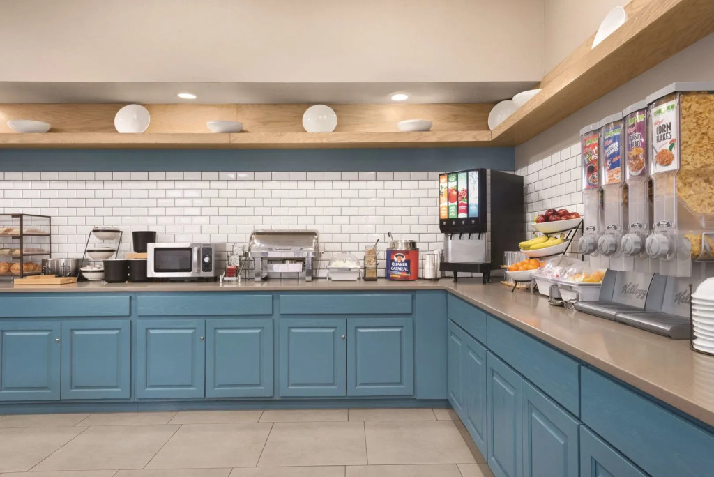 Country Inn & Suites by Radisson, Merrillville, IN