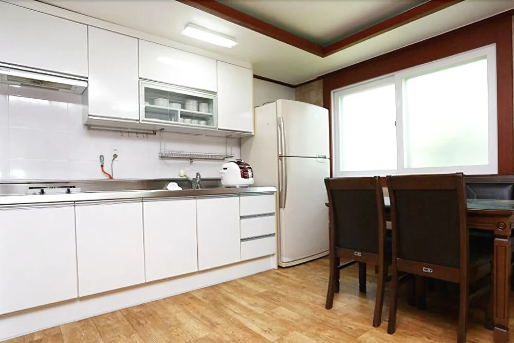 Taean (Anmyeondo) Angel Resort