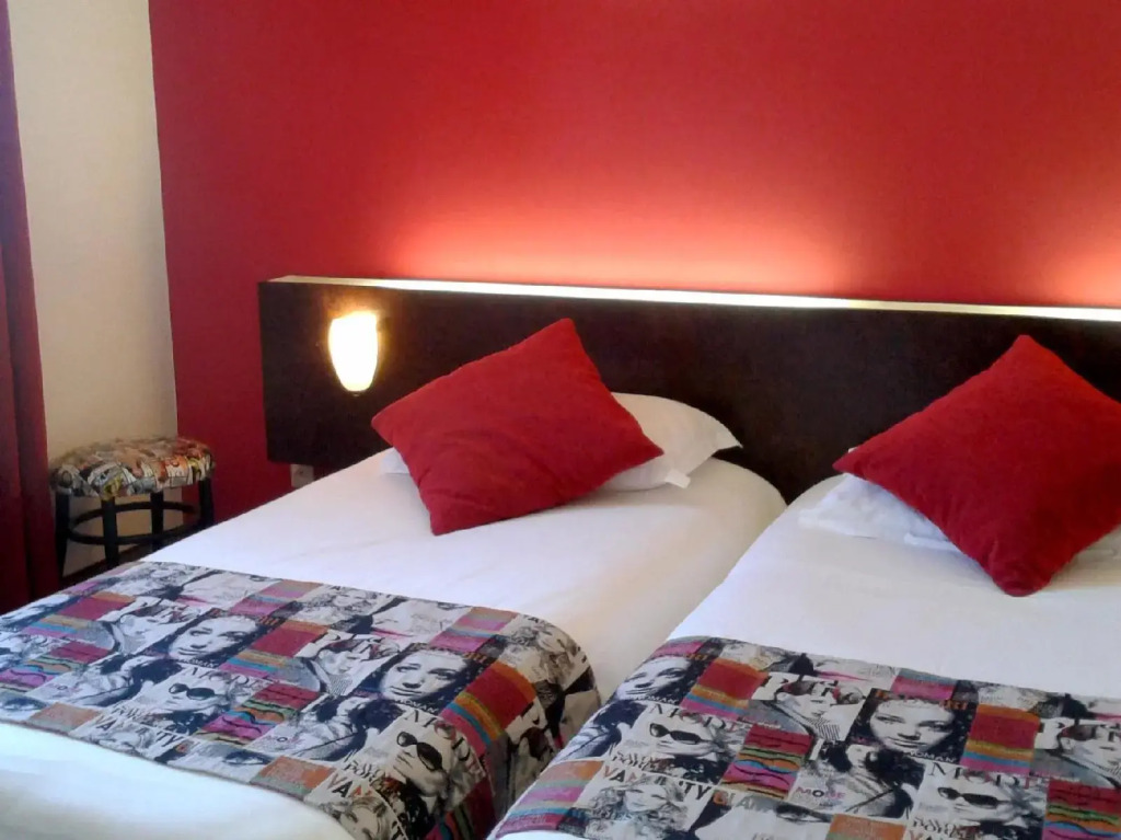 Logis Hôtel Le Merle Blanc