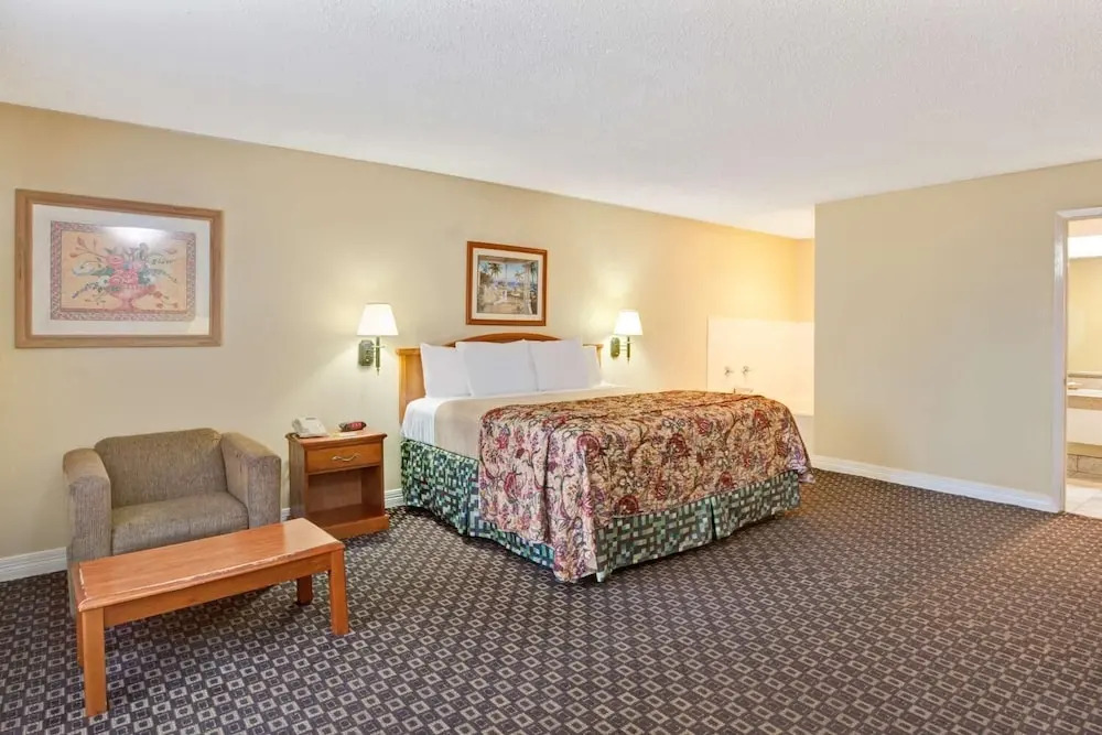 ASPEN GRAND HOTEL LaPorte
