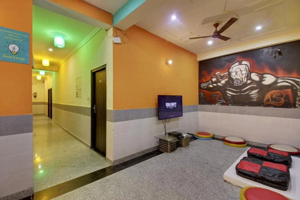 Bedweiser Backpackers Hostel