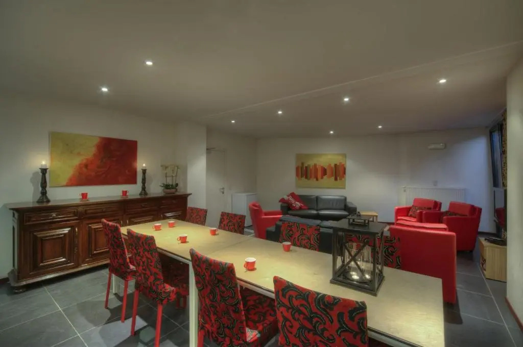 Apartments Cour dAix